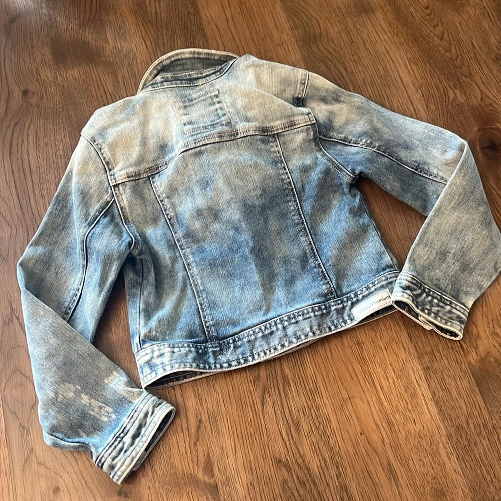 Justice Girls Distressed Jean Jacket Size 8